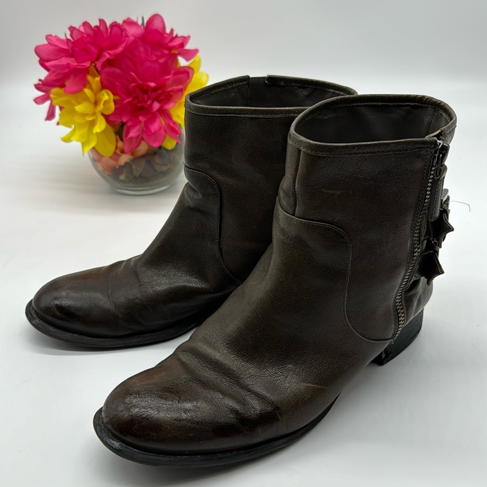 Nine West Just This Brown Leather Ankle Bootie Size 8.5 MCA6442K
